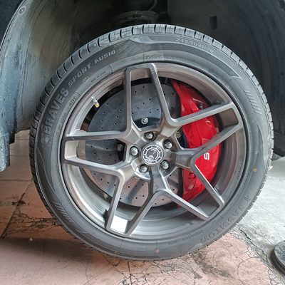 Auto-Modifikation 10 Kolbenbremssättel Carbon-Keramik-Scheiben für Honda UR-V